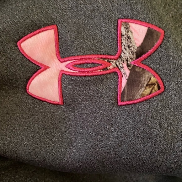 Womens Camo Under Armour Hoodie - Picture 3 of 8